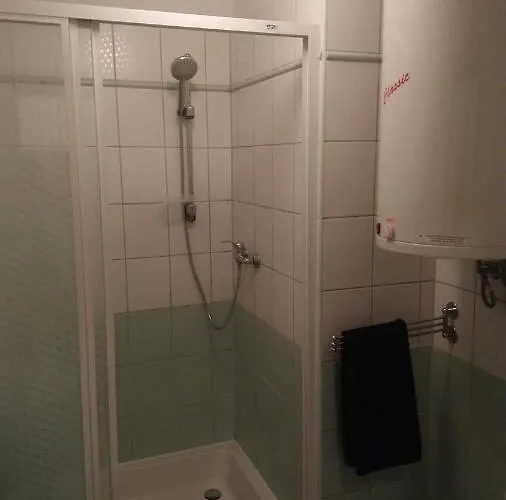 Ohana Budget W Juracie 招待所 3*